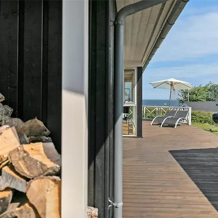 6604-allinge-gjedelokken-25 بيت للعطل *